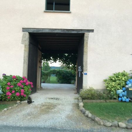Gite du Paradis Vieuzos Bagian luar foto