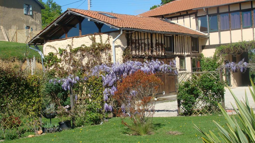Gite du Paradis Vieuzos Bagian luar foto