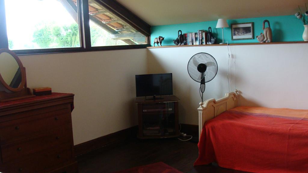 Gite du Paradis Vieuzos Bagian luar foto