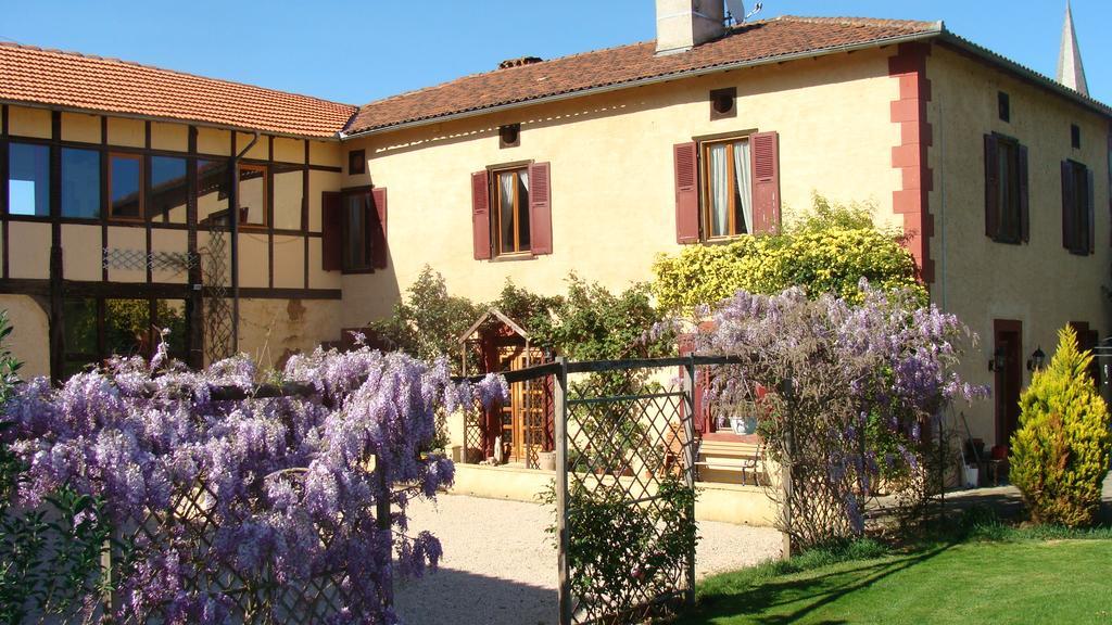 Gite du Paradis Vieuzos Bagian luar foto